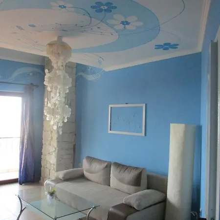 Maisonette Endless Blue Синеморец